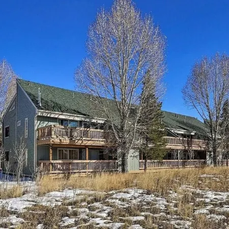 Fraser Condo Near Tubing Hill!