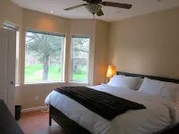 19-Acre Russian River Wine Country Retreat, Private Beaches, beautiful house - Beach