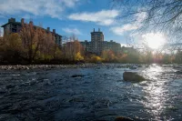 Luxury Westin Resort and Spa Ski-in/out, sleeps 8, Mountain Views