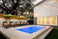 Heated Pool, MiniGolf, Karaoke, Game Room, Spa, 2mi to DT - SoCo Cowgirl