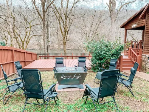 On Beautiful White River, Minutes from Sylamore Creek and Blanchard Springs