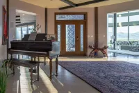 The Octagon House - 30 Mins to Yellowstone N. Entry - Master Sauna Jacuzzi Hotels in Emigrant