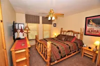 Ski In/Out cabin with best panoramic views in Brian Head. Pets Welcome!