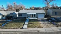 Tranquil 2-bedroom house with WiFi in charming Casper Casper Events Center附近的飯店