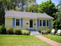 NEW Updated 2 bedroom cottage 3 blocks from downtown Camden, Maine.