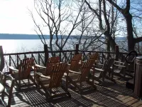 40 Acre Wooded Retreat Overlooking Lake Pepin with Lakefront Hotels in Pierce County