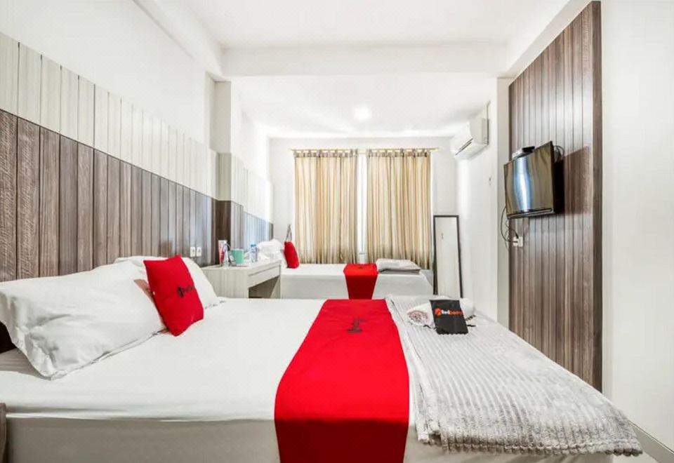 레드도어즈 운타그 수라바야 객실