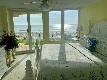 #101 “First Floor” Promos, 3 King Beds, Top Quality, Spacious, #20 Dog Free