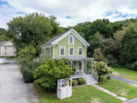 Pet-Friendly Getaway in Historic East Haddam Home