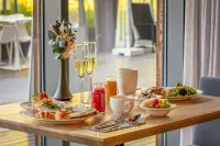 Hedon Spa & Hotel - พร้อมอาหารเช้า