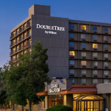 DoubleTree by Hilton Hotel Denver