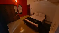 Sky's Surf Hostel Hotels in Varkala