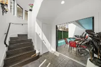The Kirby Retreat–Luxe Stay w/ Heated Pool, King Size Beds, Garage & Games