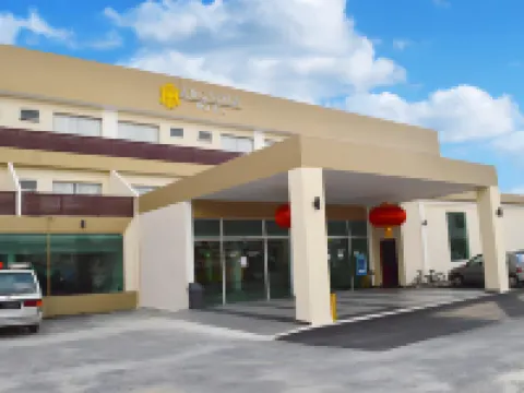 特魯克尹譚昂素卡酒店 下霹靂酒店