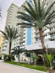 Wake up to the Sound of Waves and Panoramic Gulf Views at This Beachfront Condo Hotel in zona Marco Island Water Sports