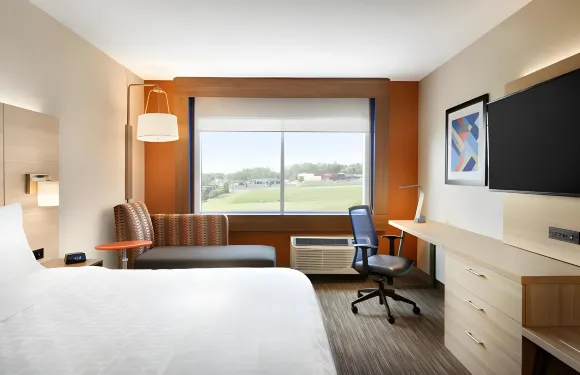 布蘭特福德智選假日套房酒店