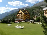 Hotel Sant'Orso - Mountain Lodge & Spa