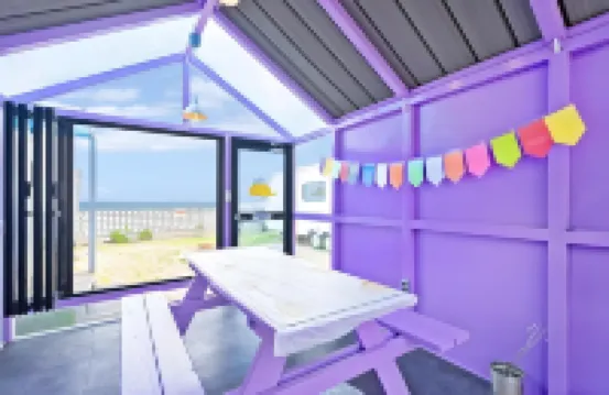 Pohang Uni's Sea Caravan Guryongpo Branch