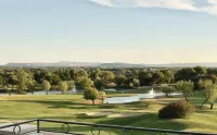 Allura Golf Appartement, au Coeur du Luberon, Belle Vue, Piscine