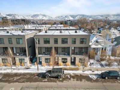 Near Delta Center & Downtown SLC Hotels in 