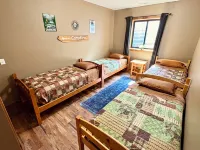 Bear Paw Lodge • Luxury Cabin • Game Room • Fire Pit