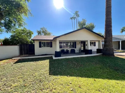 Arcadia oasis Heated Pool