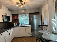 Cruise / Port Canaveral- 2 Bedroom Cottage / Cocoa Beach