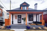 Newly Remodeled Downtown Loft – Free Parking, 5 Bds, Fully Stocked