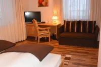 Hotel Schlee Hotels in Egling