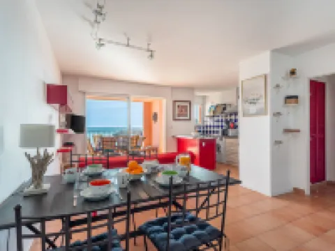 Baie des Lecques Hotels in Saint-Cyr-sur-Mer