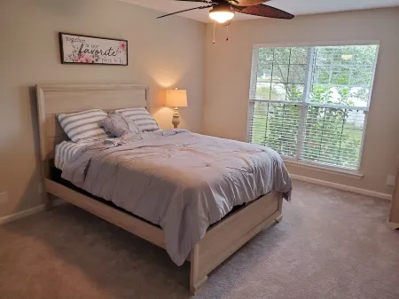 Golden Isles Lake House Отели в г. Глинн