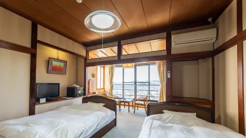 Tenku-No-Shiro Sangitei-Honkan Hotels in Iida