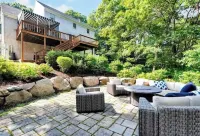 Charming 4-bedroom house with WiFi and AC in delightful Dennis