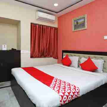 Super Hotel O Chinar Rooms