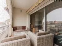 Modern Apartment with Terrace Trouville Hoteles en Trouville-sur-Mer