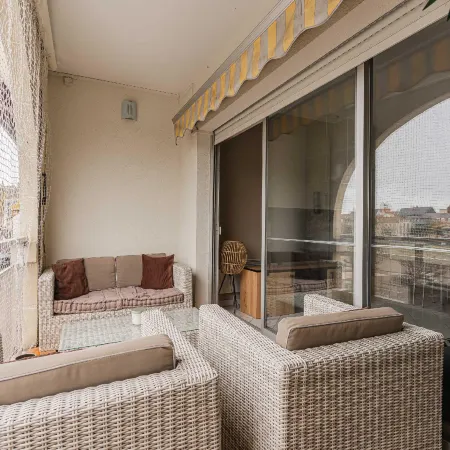 Modern Apartment with Terrace Trouville Отели в г. Трувиль-Сюр-Мер