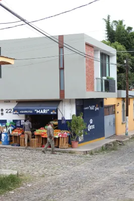 Modern Luxurious 2 Bed Home in Ajijic - Breathtaking Patio - Fantastic Location
