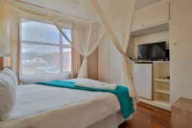 Fisherhaven Travellers Lodge