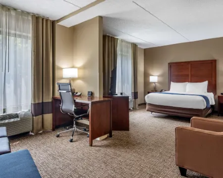 Comfort Suites Hotels in Coffee County