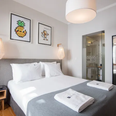 Urbano FLH Hotels Lisboa Отели рядом с достопримечательностью «Лиссабонский собор»