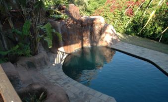 Bon A VIE Self-Catering and b&b Gonubie Full Solar Power, No Load Shedding!