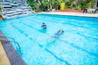 Jharna Resort-Navegaon Gate - Pools