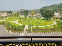 Ramada Encore by Wyndham Statue of Unity - Mountain View