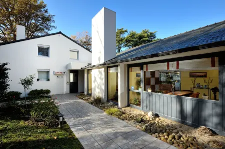 Hôtel du Parc Nantes Ouest Orvault Отели в г. Орво