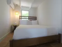 Peace & Plenty Island Cottages Отели в г. 