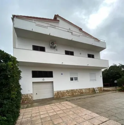 Apartments Tara