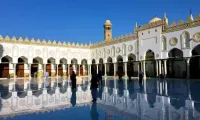 King Tout Pyramid Hotels in Oula