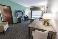 La Quinta Inn & Suites by Wyndham New Iberia Hotels in New Iberia