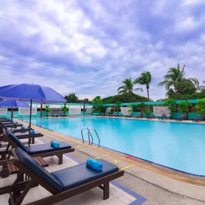 Hua Hin Grand Hotel and Plaza Hotels near Hua Hin Railway Station