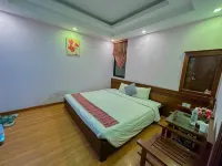Nguyen Hotel Sapa by BAY LUXURY Отели в г. 